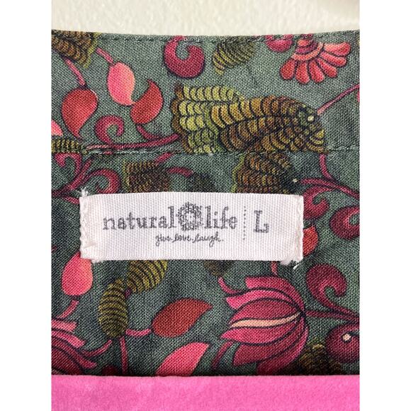 Natural Life Dara Top, Green Floral Border, size large, MSRP $49 - Picture 4 of 11